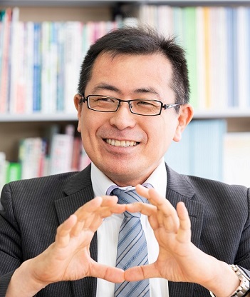 飯島先生お写真